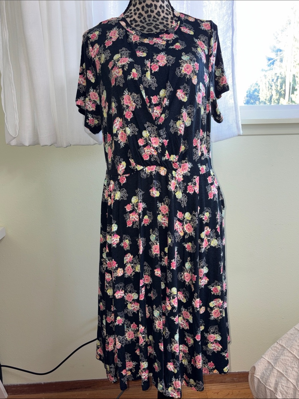 Torrid Super Soft Skater Dress Size 2 (18/20) Black Pink Yellow Rose Floral